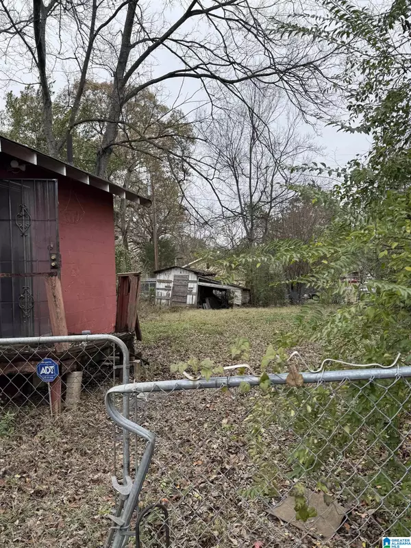 Birmingham, AL 35211,2426 PRINCETON AVENUE SW