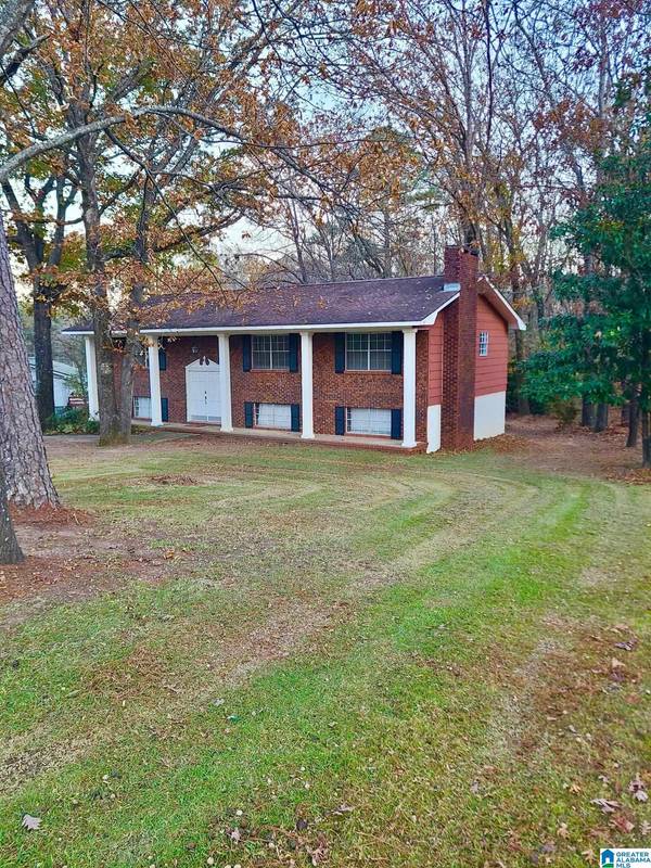 383 CENTER POINT ROAD, Sylacauga, AL 35151