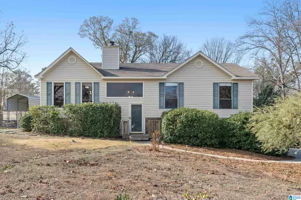 140 SOUTHERN HILLS DRIVE, Calera, AL 35040