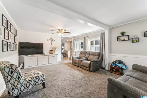 Sylacauga, AL 35150,209 BAY STREET