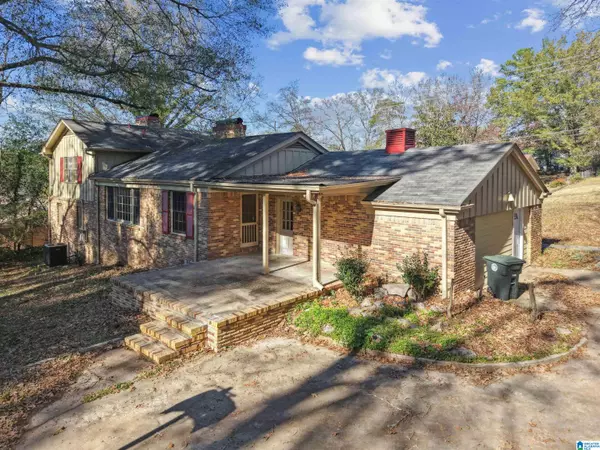 Birmingham, AL 35235,1017 JEFFERY DRIVE