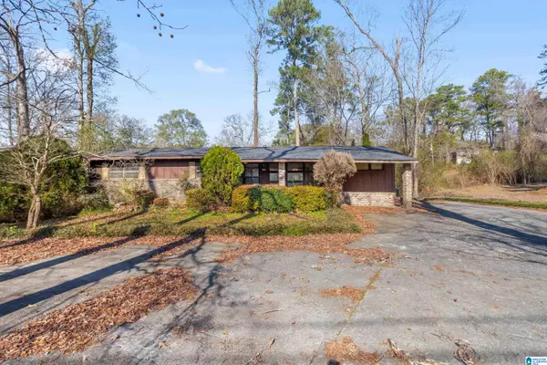 852 GADSDEN HIGHWAY, Birmingham, AL 35235