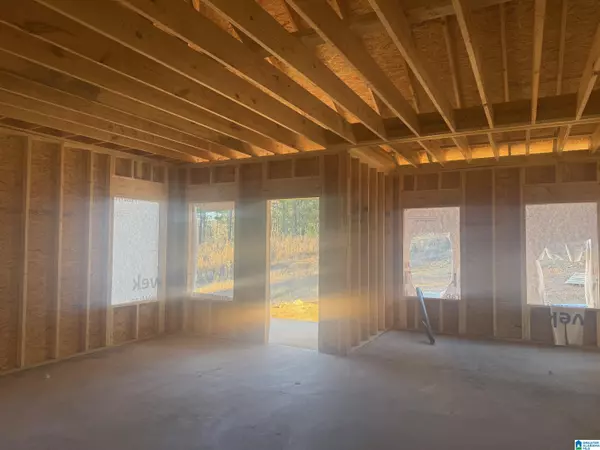 3687 VANDERBILT WAY, Fultondale, AL 35068