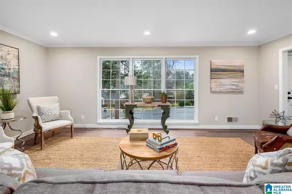 Vestavia Hills, AL 35226,506 TWIN BRANCH DR