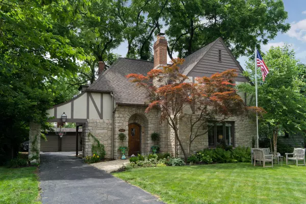 Upper Arlington, OH 43221,2527 Andover Road