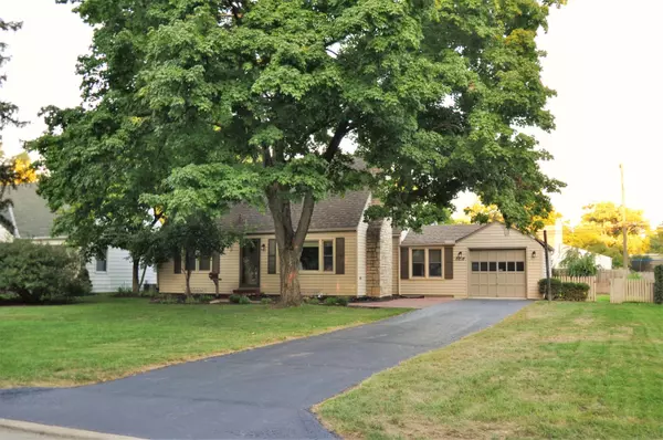 3218 Ainwick Road, Upper Arlington, OH 43221