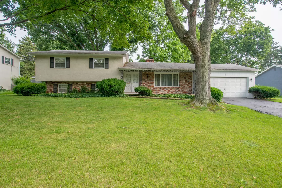 Columbus, OH 43214,712 Olde Settler Place