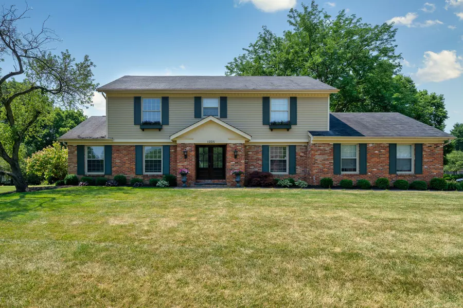 1225 Marlyn Drive, Upper Arlington, OH 43220