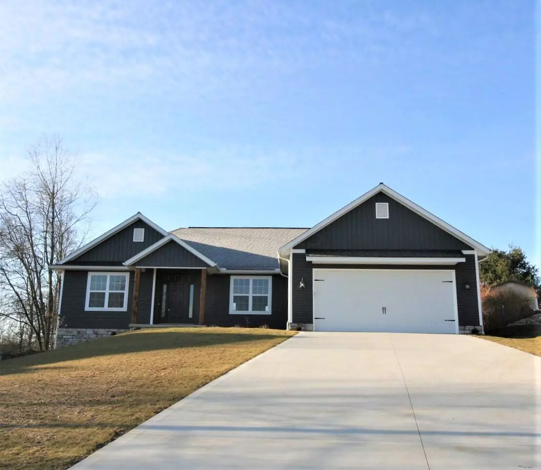 Howard, OH 43028,855 Manor Circle