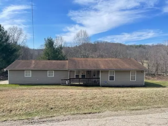 63052 Siverly Creek Road, Mcarthur, OH 45651