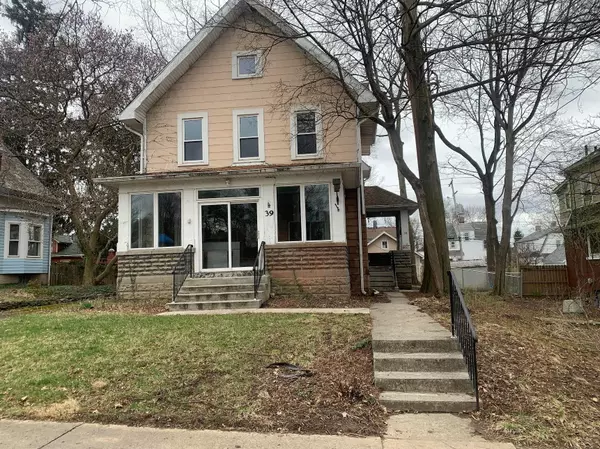 39 Clinton Heights Avenue, Columbus, OH 43202