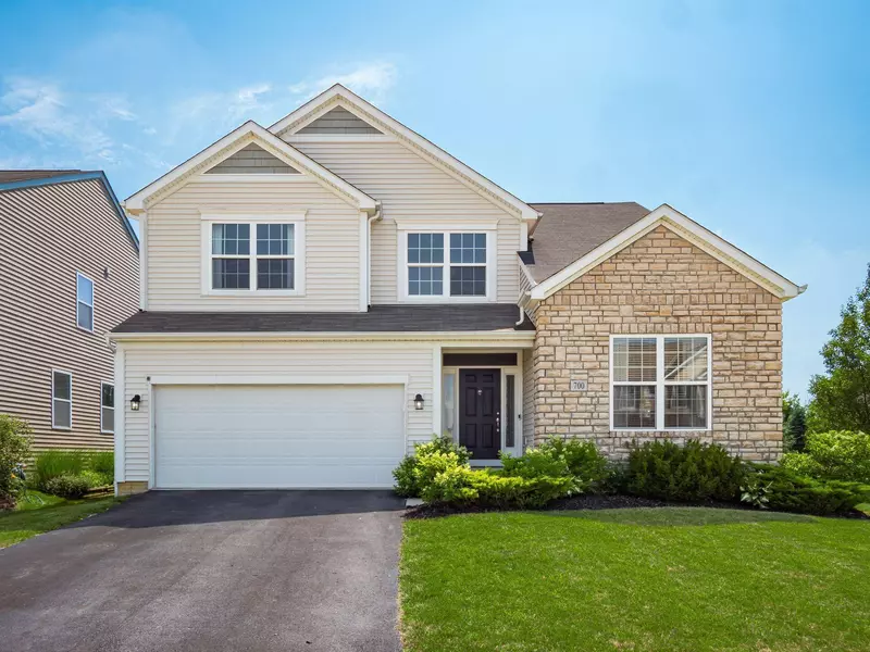 700 Redwood Valley Drive, Blacklick, OH 43004