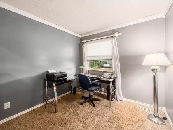 2209 Cypress Creek Court Columbus, OH 43228