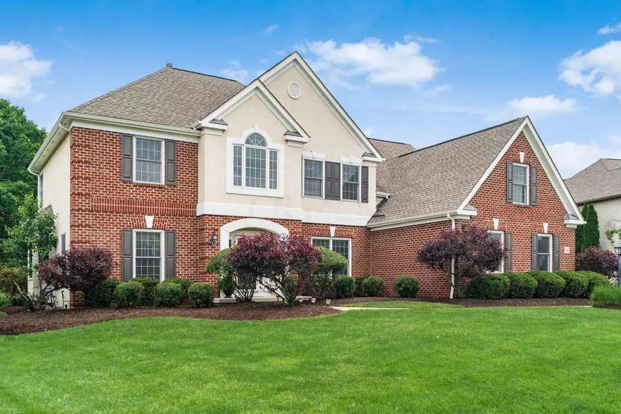 7686 Blue Fescue Drive, Westerville, OH 43082