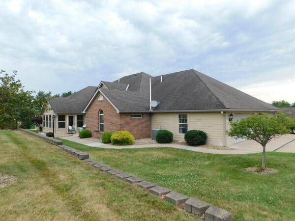 533 Edgehill Circle, Logan, OH 43138