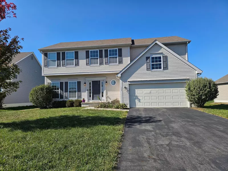 163 Terrier Court, Pataskala, OH 43062