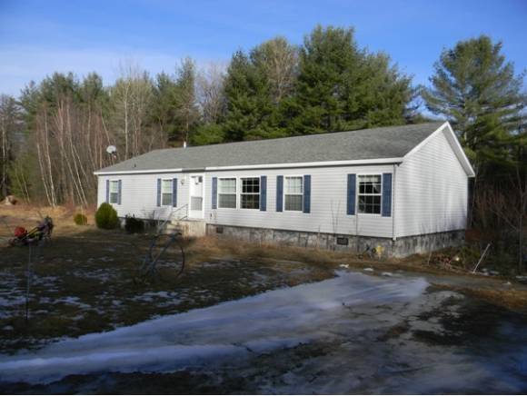 109 Old Leonard Farm Rd, Swanzey, NH 03446