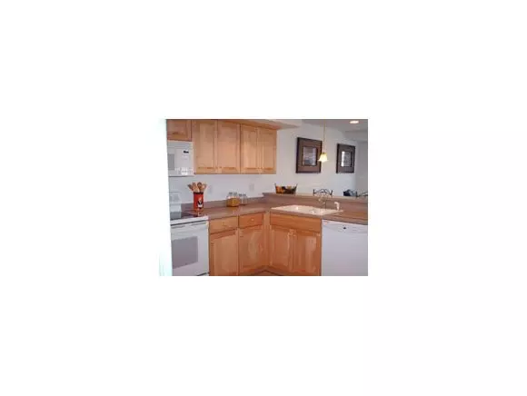 Hampton, NH 03842,105 Winnacunnet Road