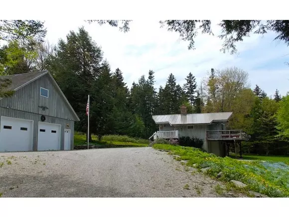 Wilmington, VT 05363,65 Davis DR