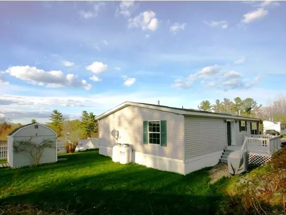Seabrook, NH 03874,67 Coral LN