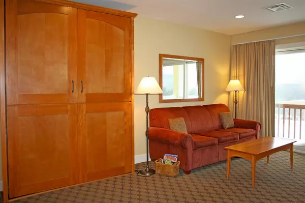 Ludlow, VT 05149,274/276 Qtr. I I I Jackson Gore Inn