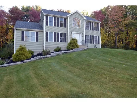 10 ST MARGARETS DRIVE, Pelham, NH 03076