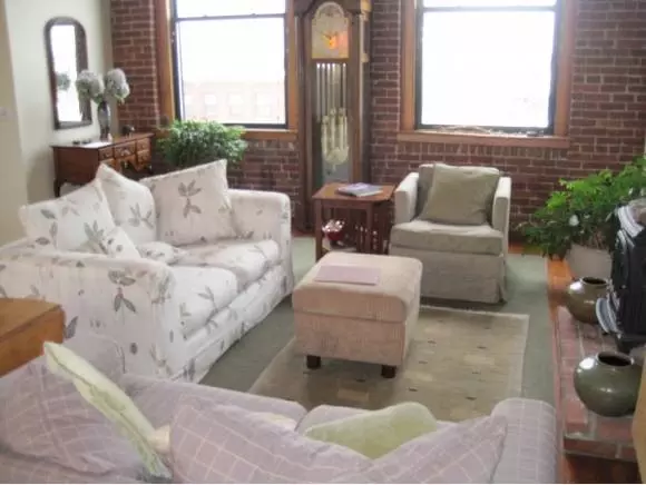 Keene, NH 03431,16 Church ST #4A