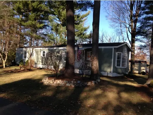 Rochester, NH 03867,5 N Dewberry Lane LN