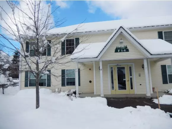 Rochester, NH 03867,7 Tampa DR #F3