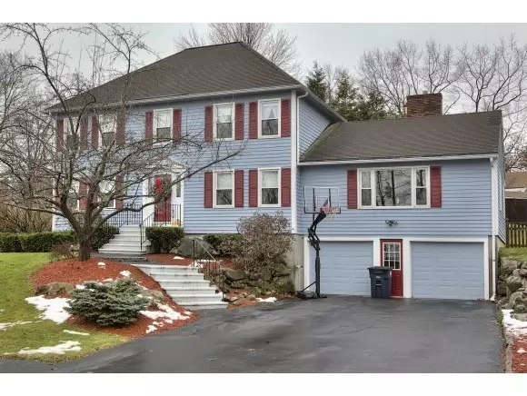 Nashua, NH 03063,18 Parrish Hill DR