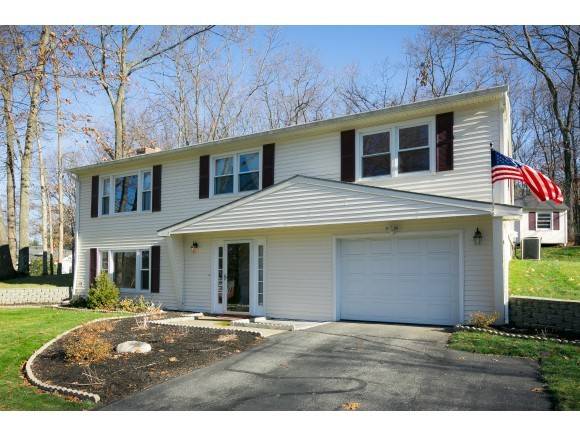 4 Douglas ST, Merrimack, NH 03054