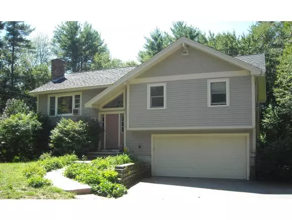 Stratham, NH 03885,47 River RD