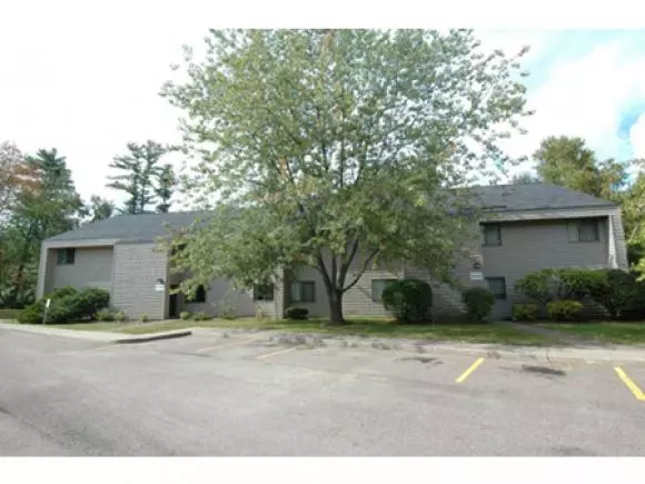 South Burlington, VT 05403,89 Hawthorne Circle