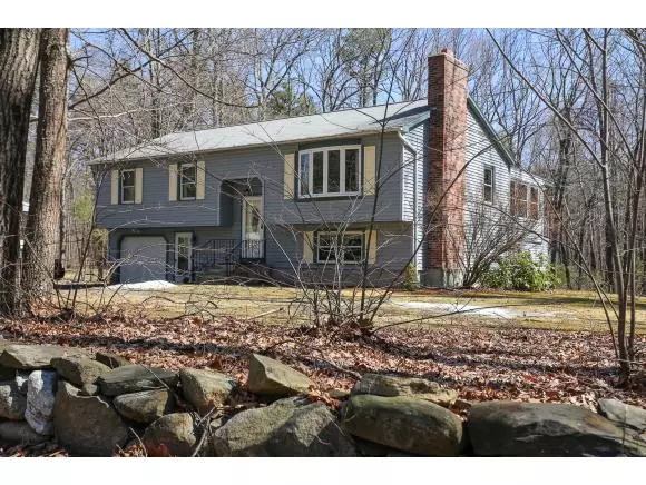 Derry, NH 03038,19 Wentworth LN