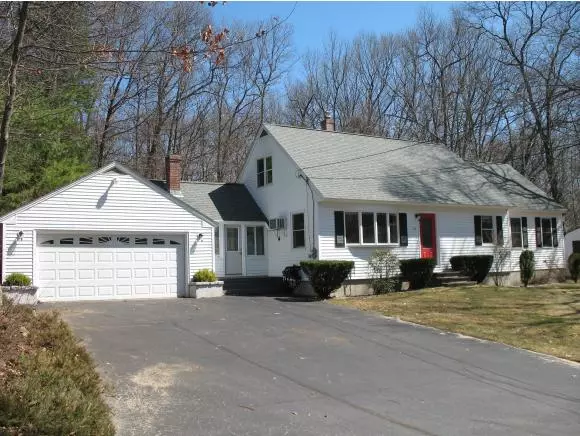 Hooksett, NH 03106,13 West Stearns AVE