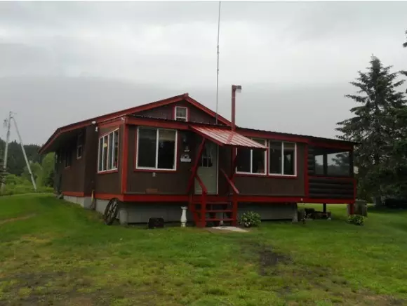 Pittsburg, NH 03592,27 Waters Edge Drive