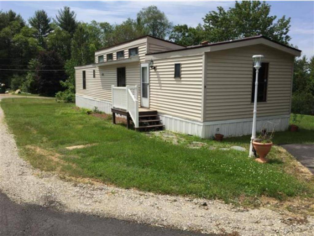 9 Primrose Drive, Tilton, NH 03276
