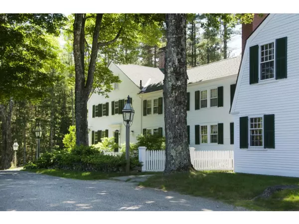 262 Cleveland Hill RD, Tamworth, NH 03886