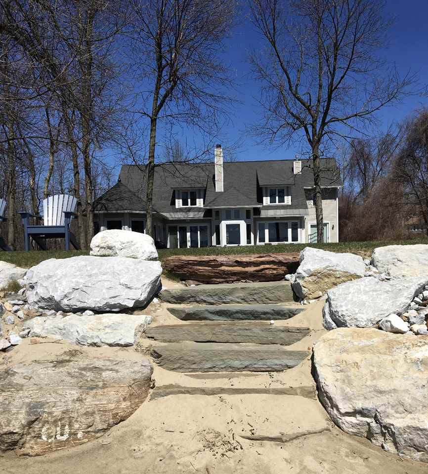 147 Appletree Point RD, Burlington, VT 05401