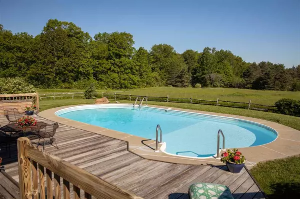 Charlotte, VT 05445,96 Soaring Hawk LN