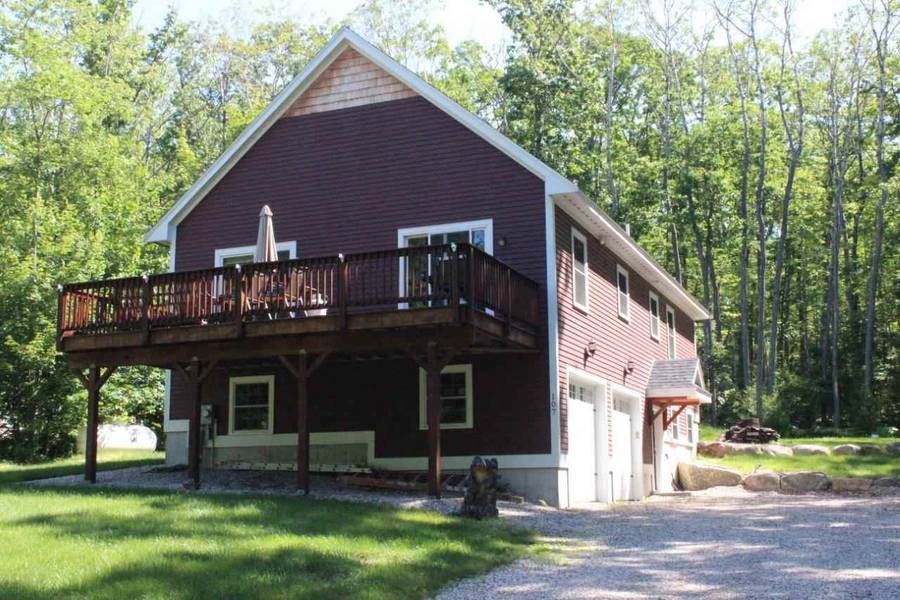 107 Deer Run DR, Freedom, NH 03836