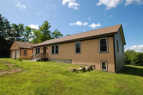 493 Loon Pond RD, Gilmanton, NH 03237