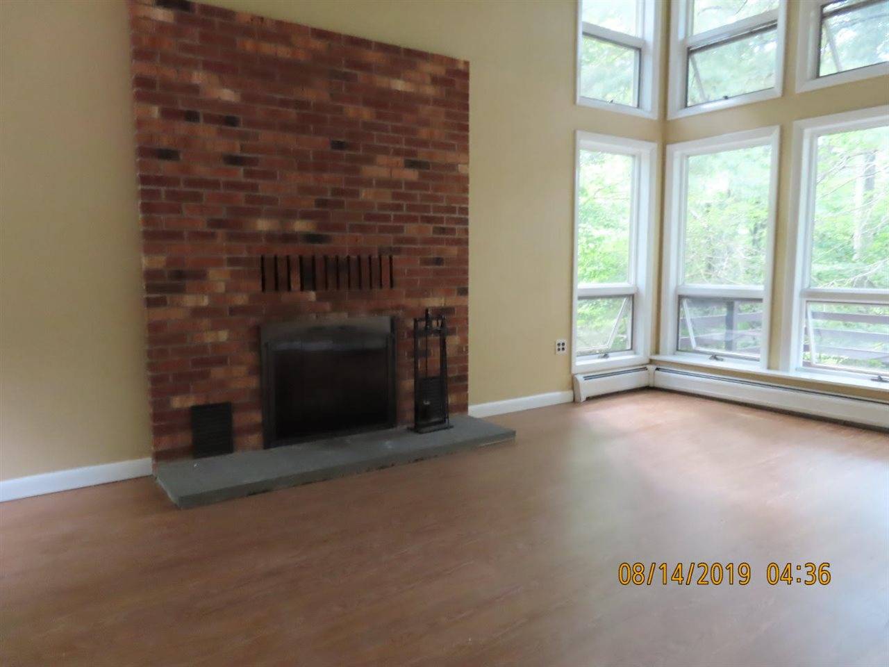 Hudson, NH 03051,24 Easthill DR