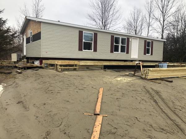 20 Kayak RD, Grand Isle, VT 05460