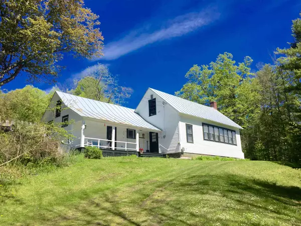 121 Howe Hill RD, Pomfret, VT 05053