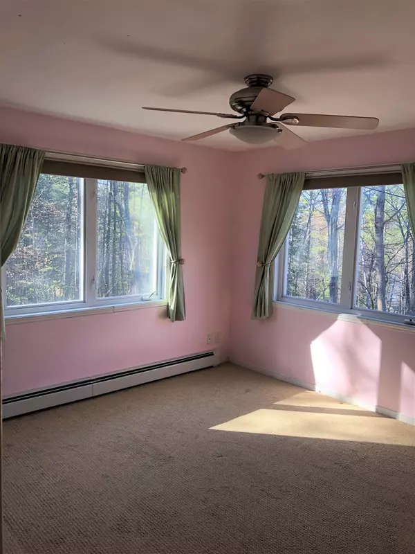 Albany, NH 03818,99 Cranmore Shores RD