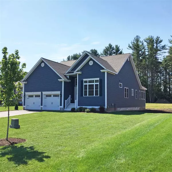 Londonderry, NH 03053,9 Crackling Log LN #103