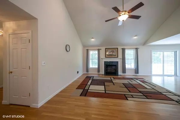 Amherst, NH 03031,22 Josiah Bartlett RD