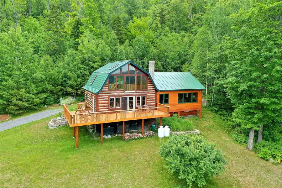 251 Vulture Mountain RD, Stockbridge, VT 05772