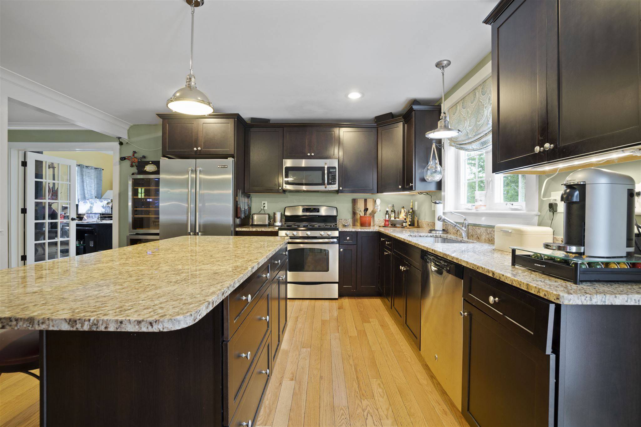 Stratham, NH 03885,27 Scamman RD